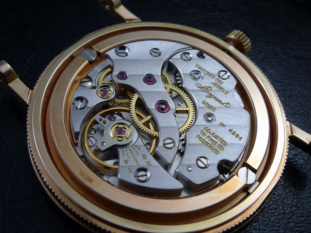 真力时手表抛光修复指南：专业还原腕间璀璨光泽